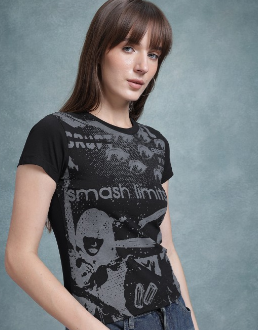 Women Printed Slim Fit T-shirt