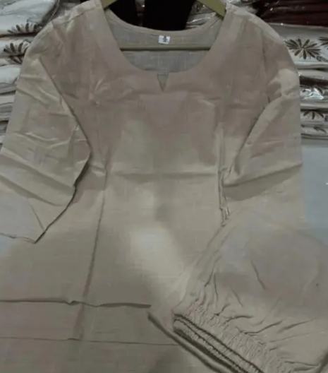 BEAUTIFUL COTTON PREMIUM CO-ORDS SET Paired up with premium cotton slub plazo with 2 side pocket - Image 2