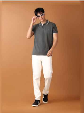 V-Mart Men Solid Polo Collar Cotton T-shirt