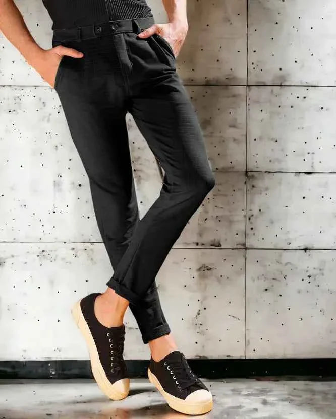 Men Regular Fit Black Cotton Blend Trouser