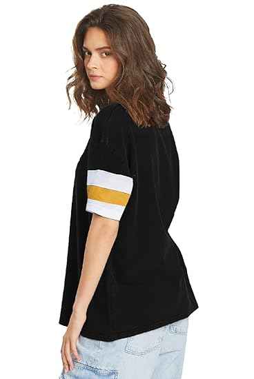 Women's Half Sleeve Printed Oversized Drop Shoulder T-Shirt