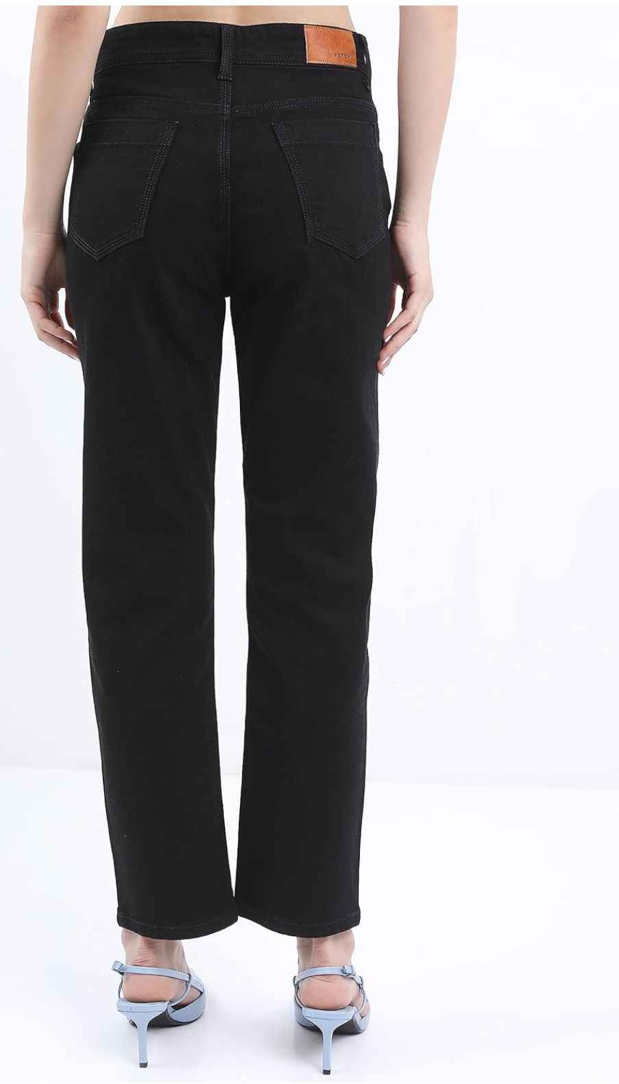 Women's Loose Mid Rise Jeans