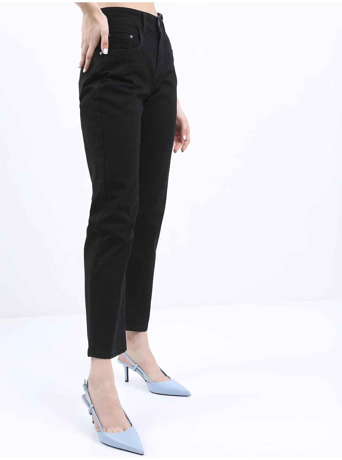 Women's Loose Mid Rise Jeans