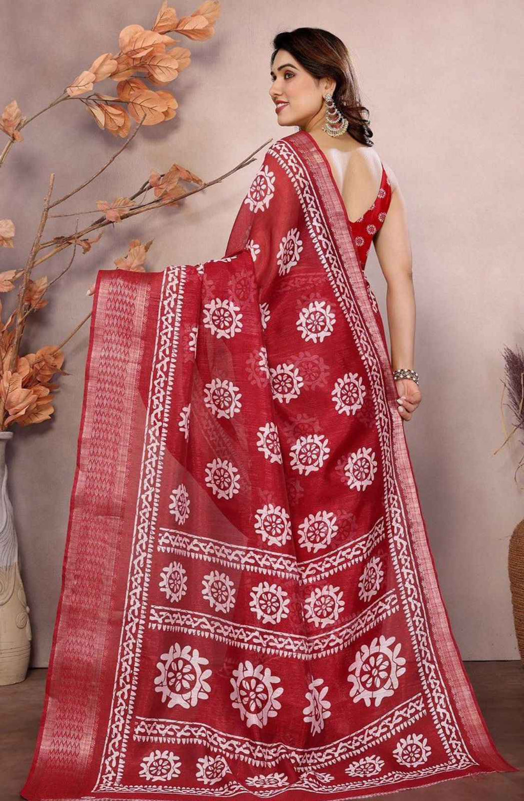 Ethnic Motifs Zari Saree
