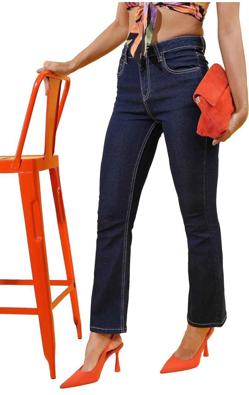 Women Mid Rise Bootcut Mid-Rise Jeans