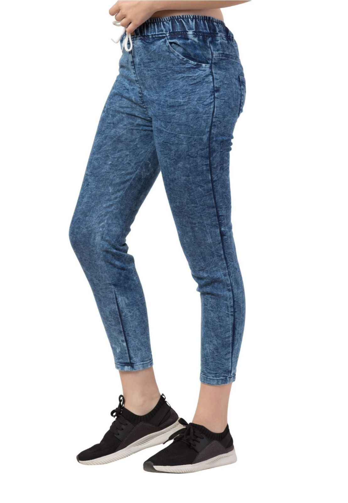 Women Jogger Fit Mid Rise Blue Jeans
