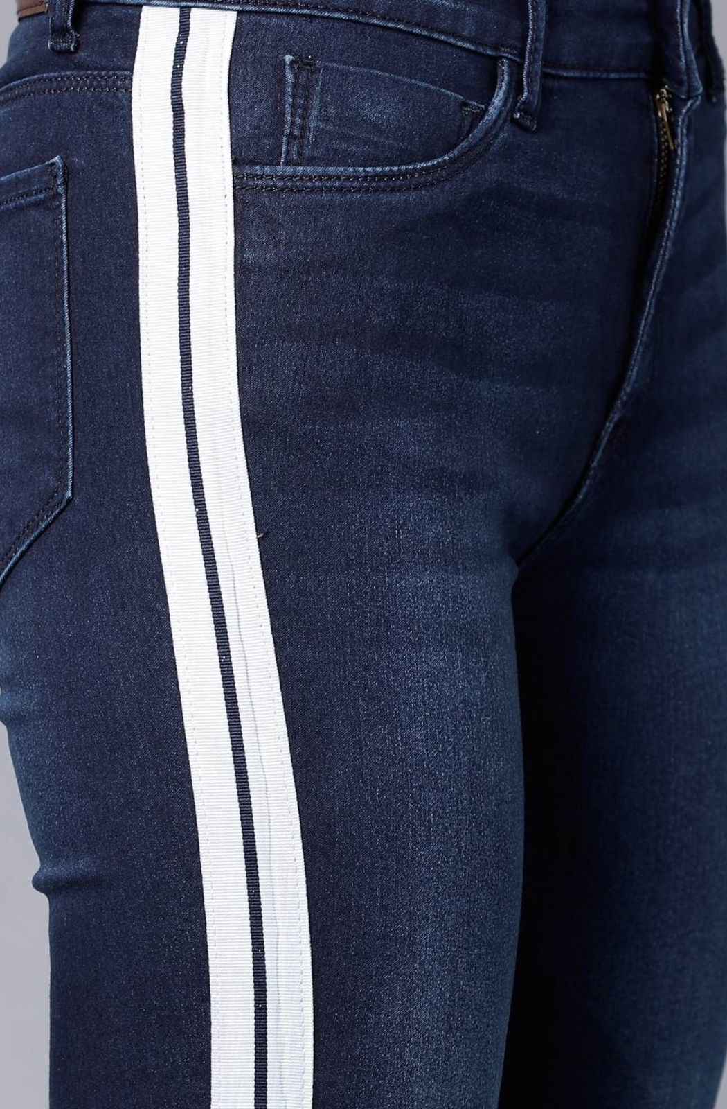 Women Blue Skinny Fit Mid-Rise Clean Look Stretchable Jeans