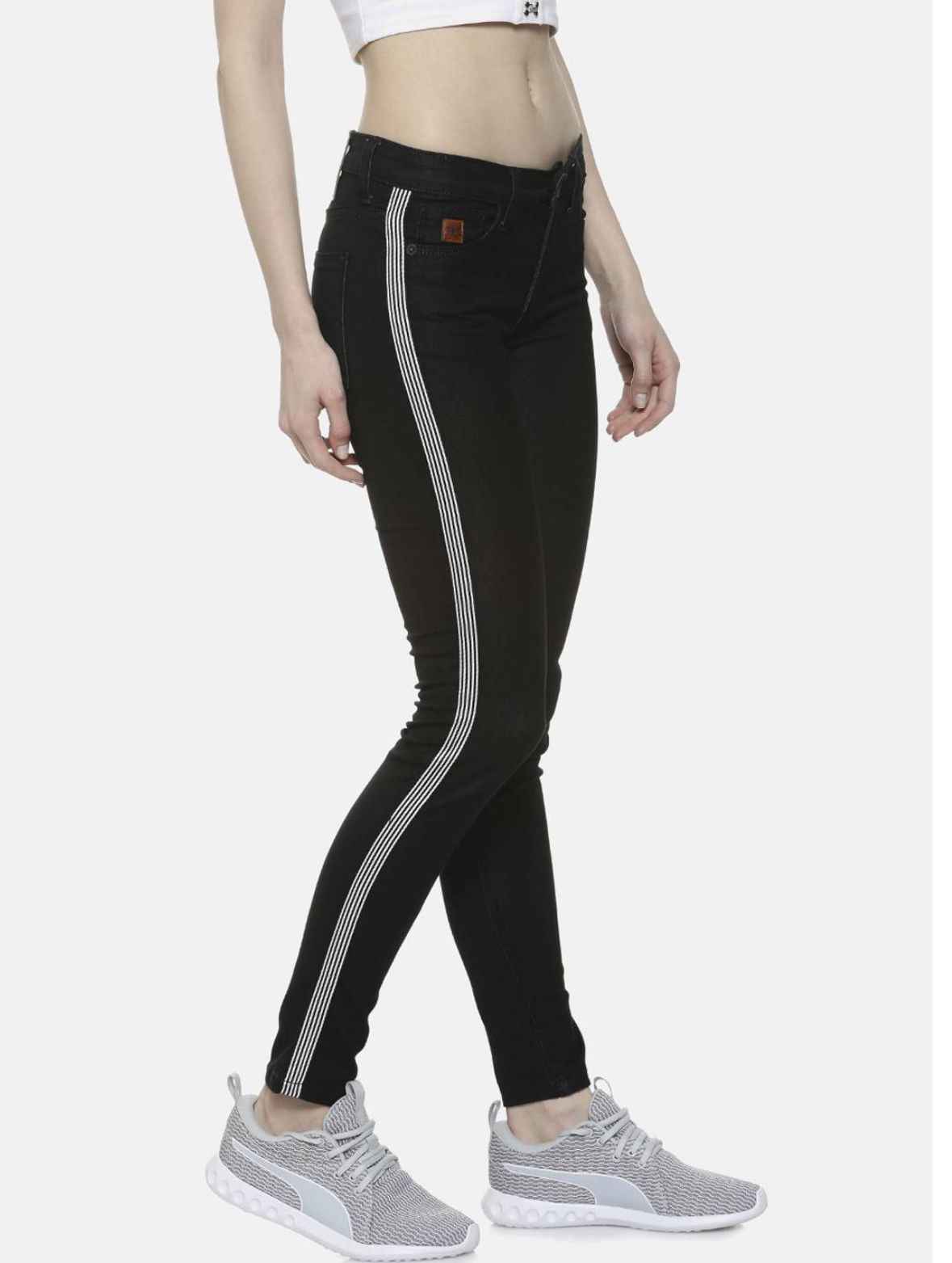 Women Black Super Skinny Fit High-Rise Clean Look Jeans