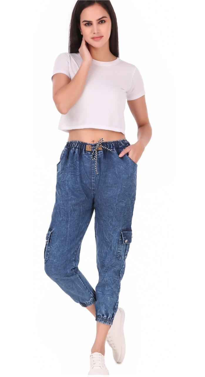 Women Jogger Fit Mid Rise Blue Jeans