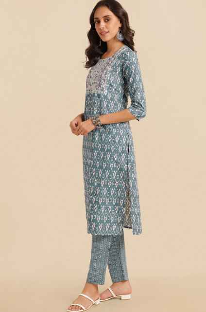 KALINI Ethnic Motifs Printed Pure Cotton Kurta With Trousers & Dupatta