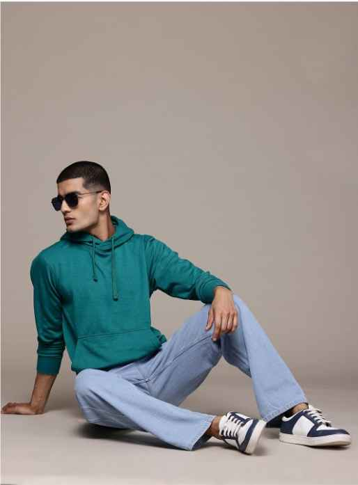 Roadster The Lifestyle Co. Solid Hooded Sweatshirt