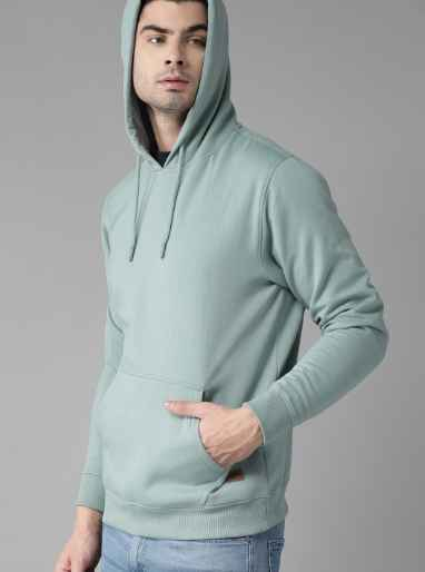 Roadster Men Green Solid Hooded Sweatshirt