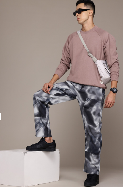Roadster The Lifestyle Co. Raglan Sleeves Sweatshirt