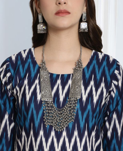 Chevron Printed Round Neck Straight Kurtas