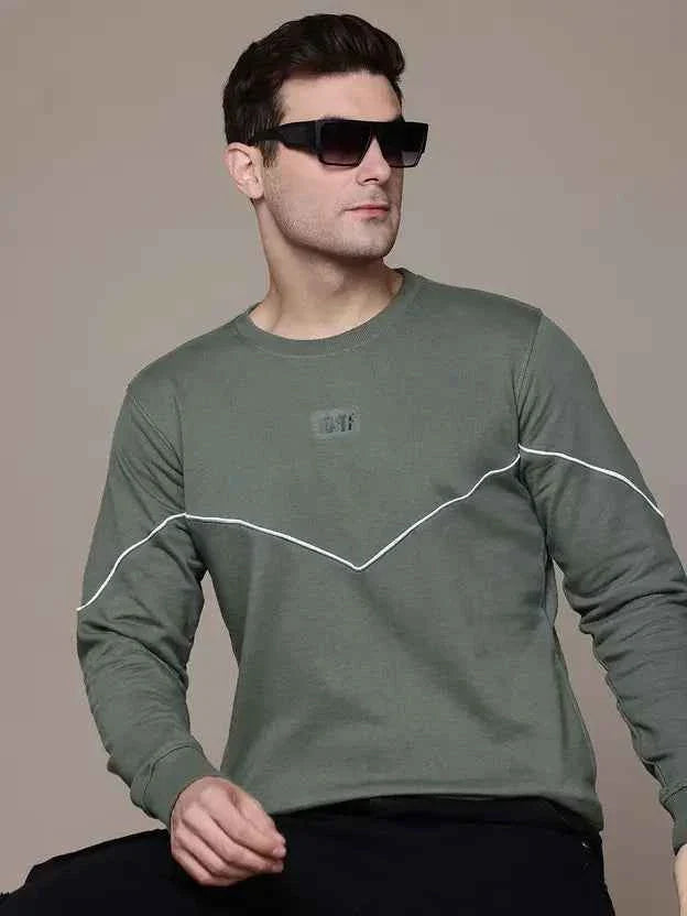 Men Full Sleeve Solid Sweatshirt