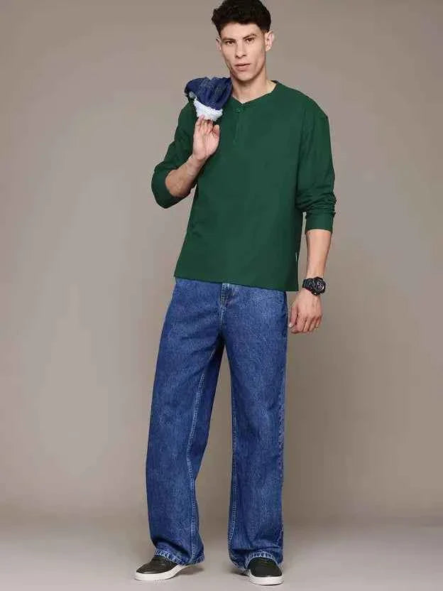 Men Full Sleeve Solid Sweatshirt